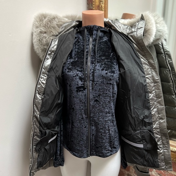 MAXIMILIAN silver fur coat - Picture 2 of 16